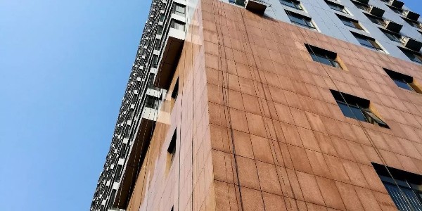 外墙瓷砖墙面清洗方法及注意事项