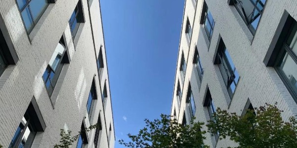 对玻璃、铝塑板无伤害——外墙清洗剂安全最重要