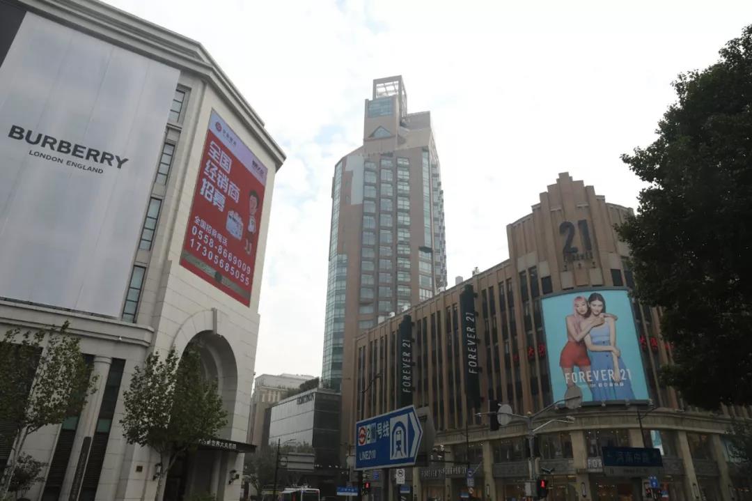 无法无天！未经许可外墙清洗和粉刷,上海城市更新经典案例遭破坏